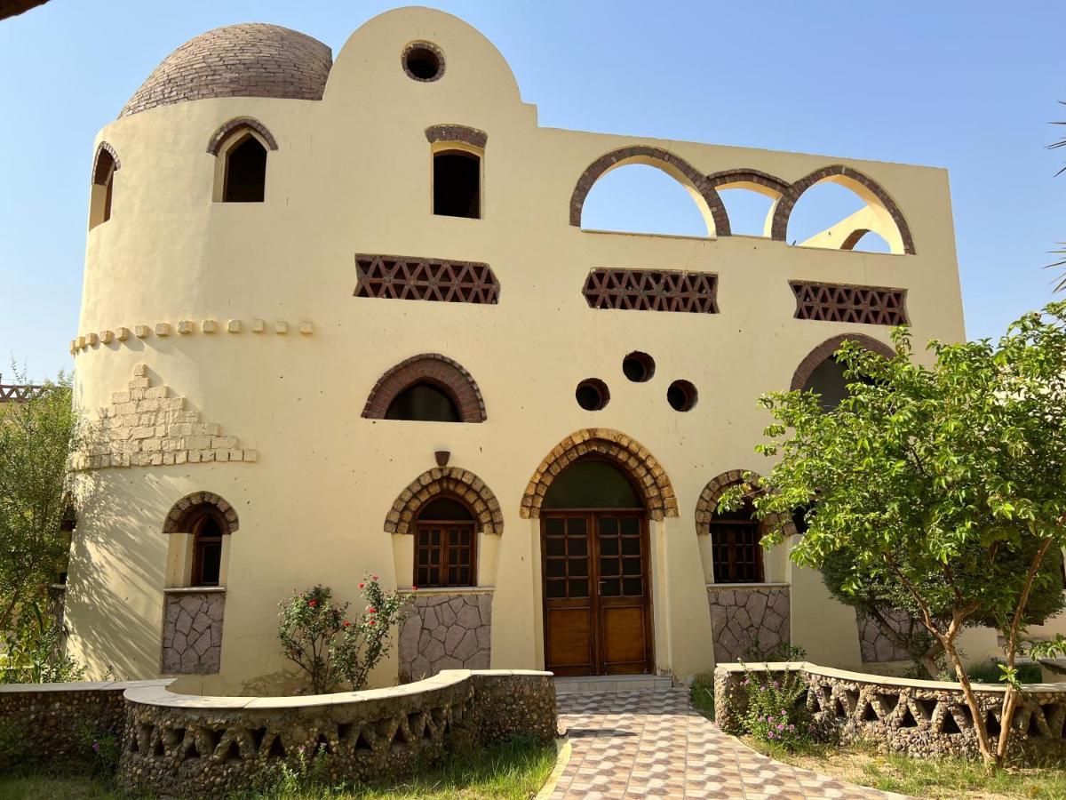Elphardous Oasis Hotel Luxor Esterno foto
